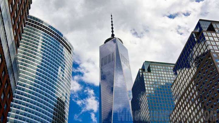 влияние местоположения компании на зароботную плату трейдера